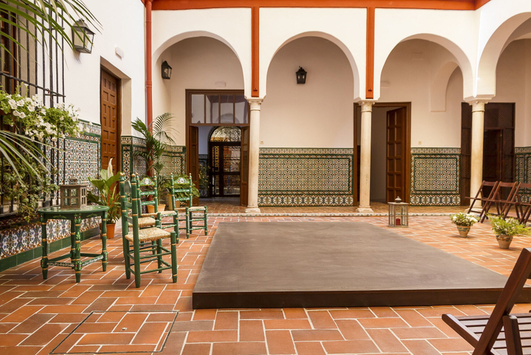 Exterior & Views 2, Hotel Alcántara, Sevilla