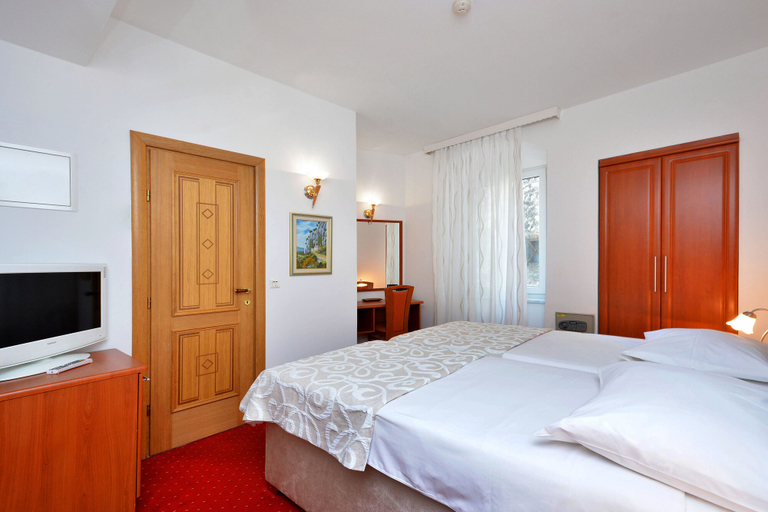 Bedroom 2, Hotel Adriana, Split
