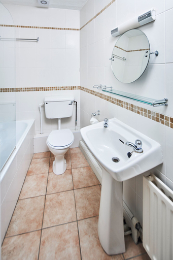 Bathroom 3, The Dalesman Country Inn, Cumbria