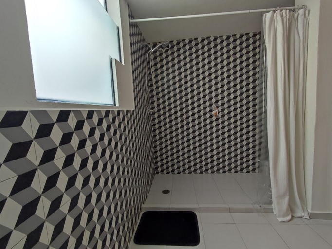 Bathroom 3, El salto de Camela, Uruapan