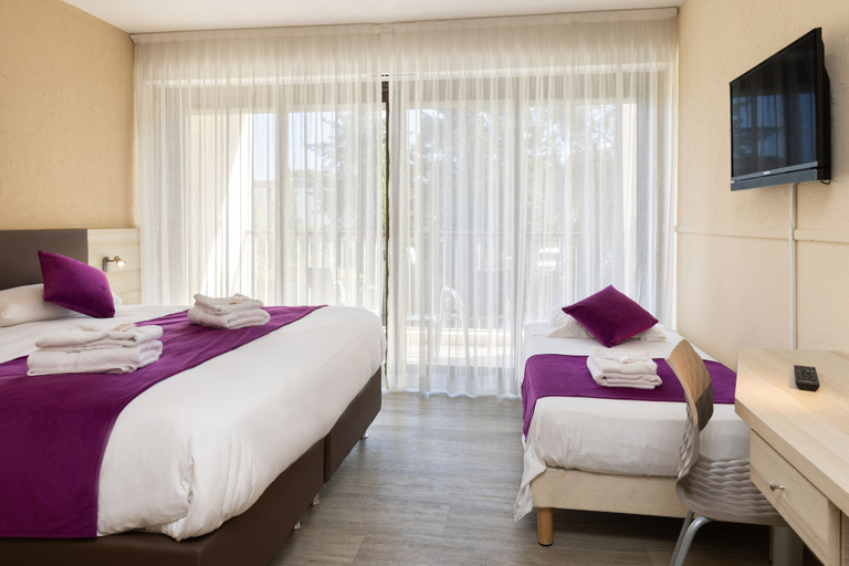 Bedroom 4, Hotel Club Le Capet, Var