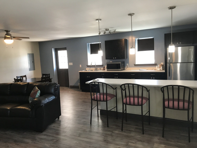 Others 5, Baxter Park Inn, Penobscot