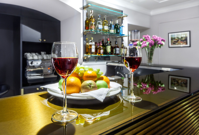 Food & Drinks 5, Villa Kadashi Boutique Hotel, Central