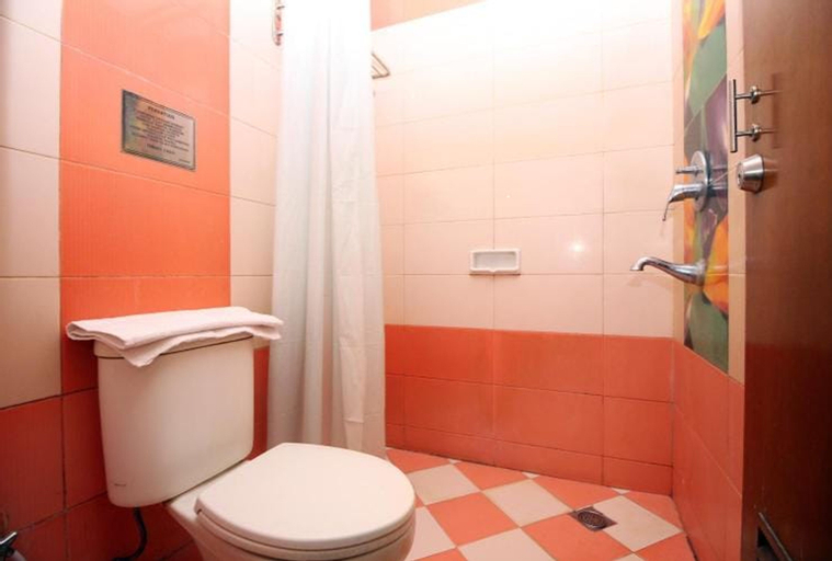Bathroom 3