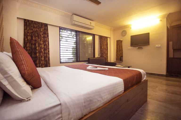 Bedroom 3, Jagjeet Balaji Inn, Darjiling