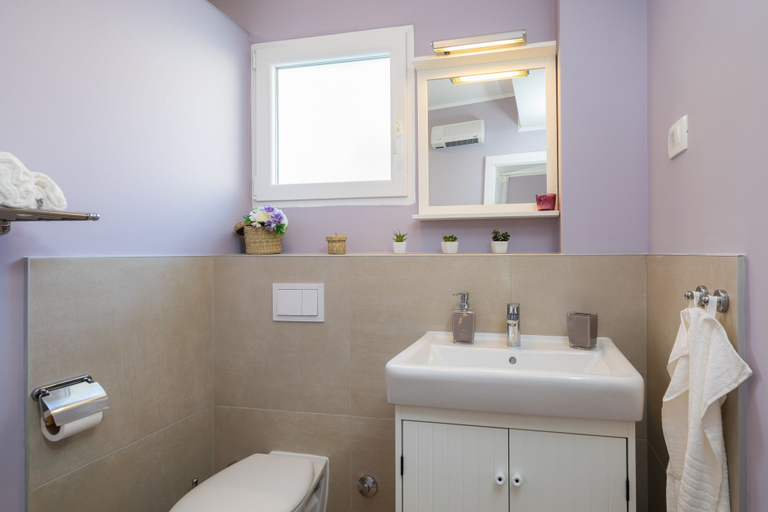 Bathroom 3, Apartments Zlatin Dvor, Trogir