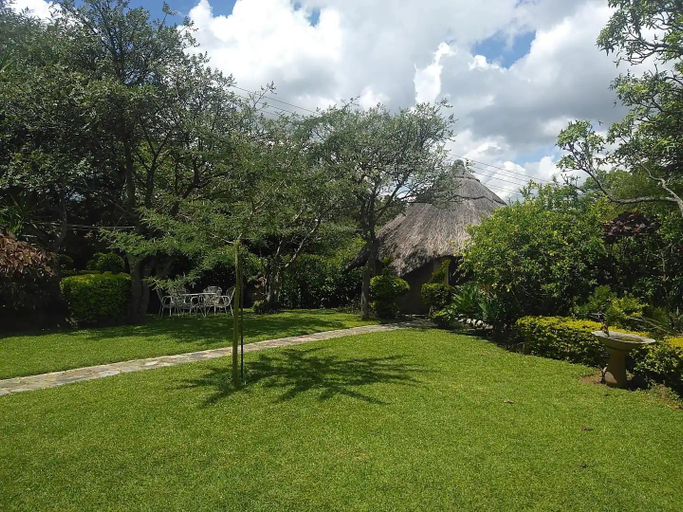 Others 4, Lynn's Guest House, Bulawayo