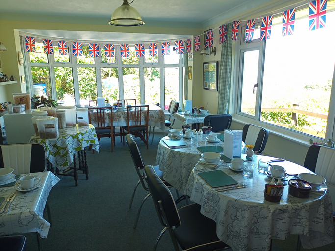 Food & Drinks 5, Gallen-treath Guest House, Cornwall
