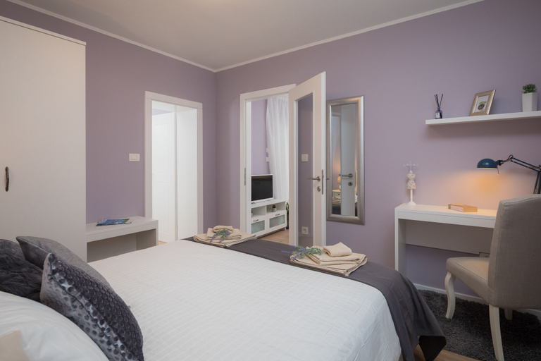 Bedroom 2, Apartments Zlatin Dvor, Trogir
