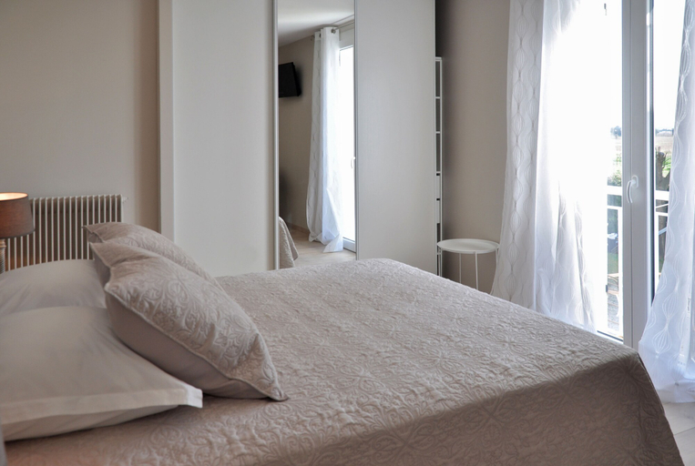 Bedroom 3, A l'orée des vignes, Hérault