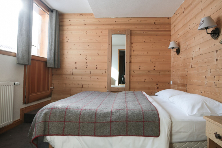 Bedroom 4, Hôtel Lac Bleu 1650, Savoie