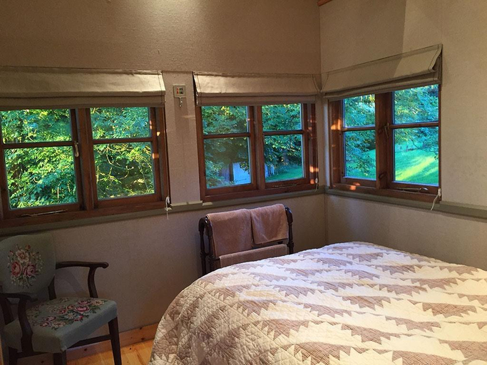 Bedroom 2, Faraway Follies, Denbighshire