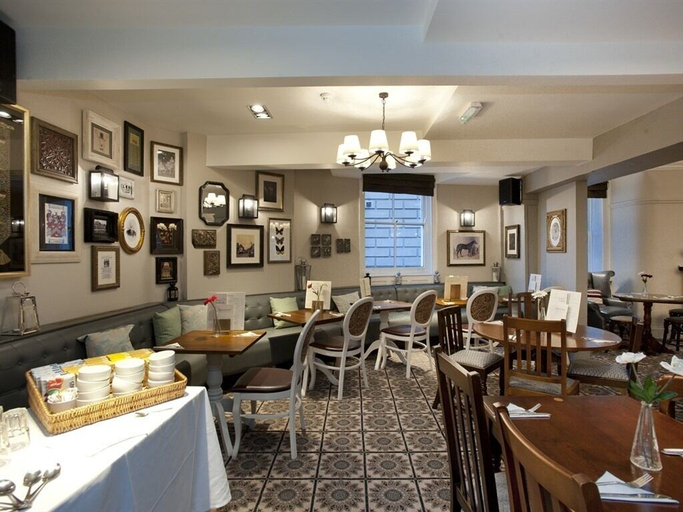 Food & Drinks 4, The Goddard Arms, Swindon