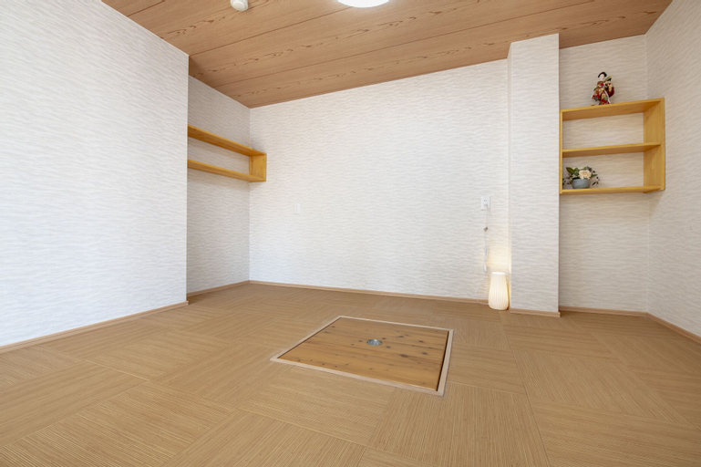 Bedroom 2, Uhome Suite Kizuna Ikebukuro, Itabashi