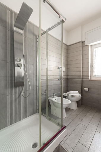 Bathroom 5, MIA - Modern Flat Close Airport and Center, Napoli