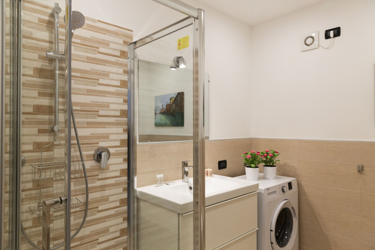 Bathroom 4, notaMi - Affori 4ever - 2 bedrooms, Milano