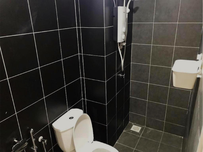 Bathroom, The Pallet Home, Damansara Damai, Petaling Jaya