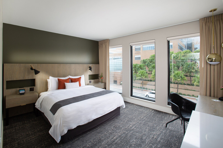 Bedroom 4, The Delaney Hotel, Orange