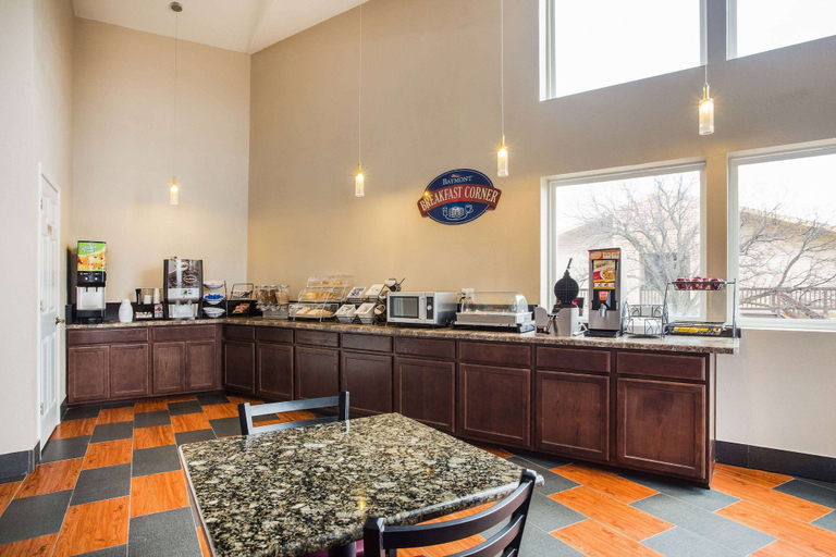 Food & Drinks 5, Baymont by Wyndham Appleton, Outagamie