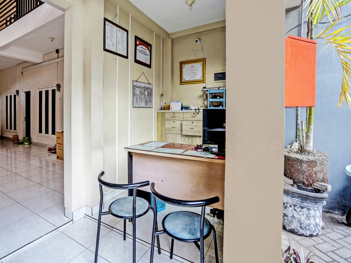 Others 5, OYO Life 92190 Arya Guest House, Tulungagung