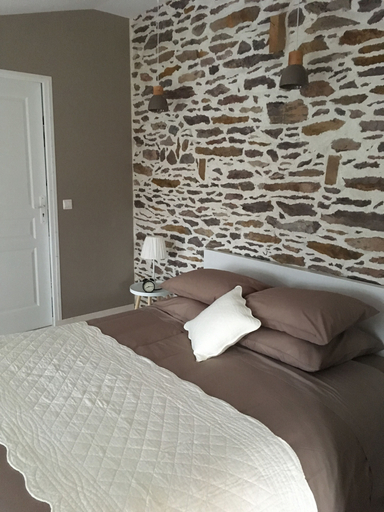 Bedroom 5, Les Bouyères, Ille-et-Vilaine