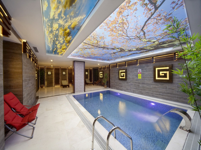 Sport & Beauty 2, Grand Hotel De Pera, Beyoğlu