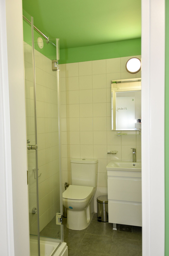 Bathroom 4, Osten Art Hotel