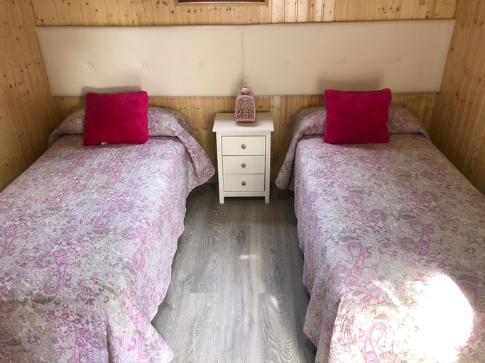 Bedroom 2, Camping Torremolinos, Málaga