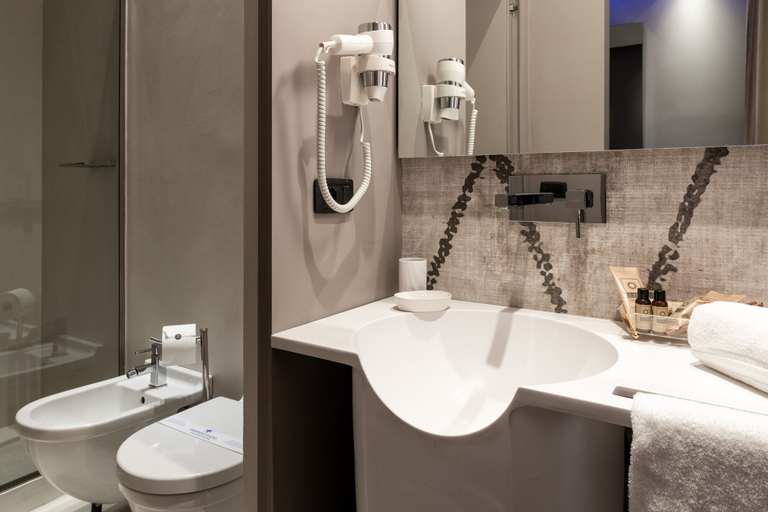 Bathroom 5, Le Camp Suite & SPA, Padua