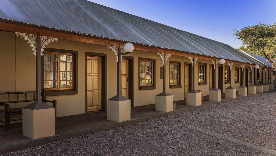 Exterior & Views 2, Kuruman Hotel, John Taolo Gaetsewe
