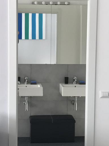 Bathroom, Lake Como Leisure, Lecco