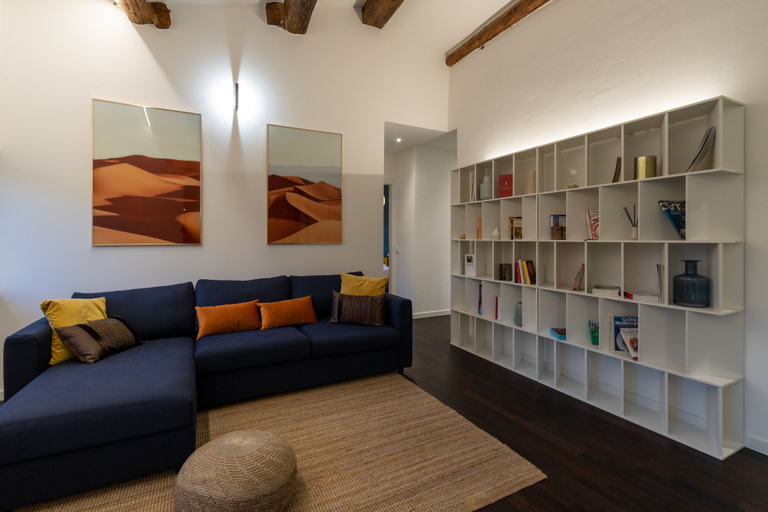 Others 5, Arela, Verona
