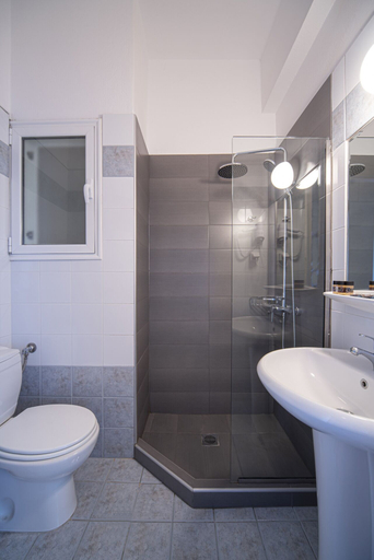 Bathroom 5, Hotel Cokkinis, Attica