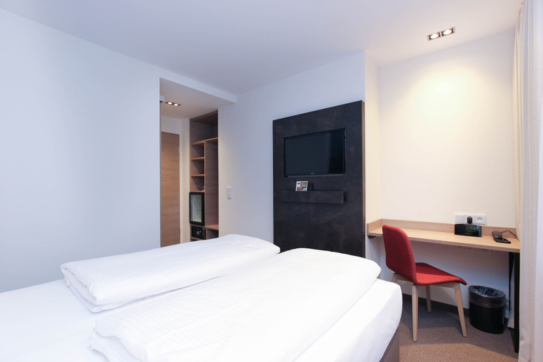 Bedroom 4, City Hotel Würzburg, Würzburg