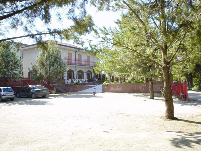 Exterior & Views 2, Hotel del Lago, Benevento