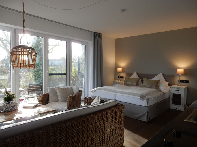 Bedroom 2, Hotel Leegerpark, Aurich