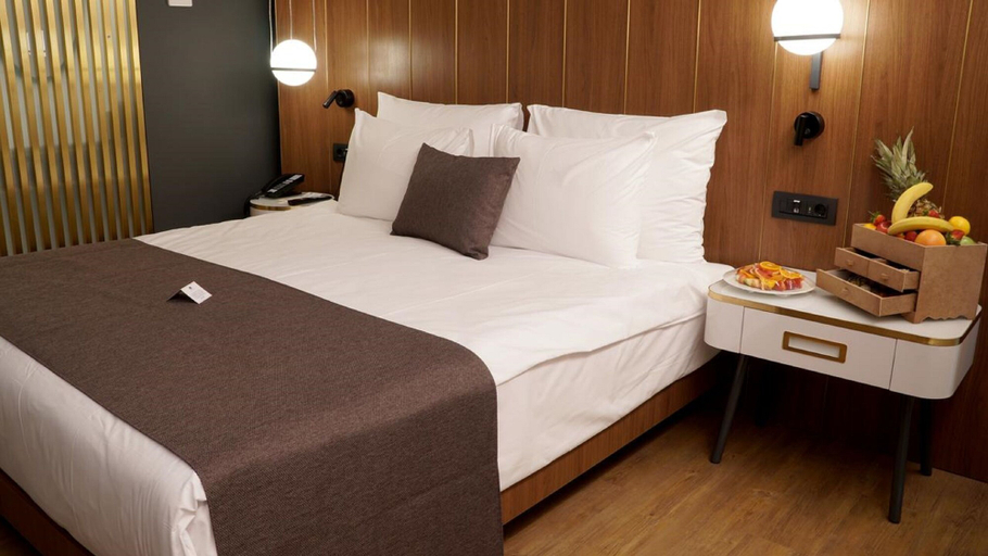 Bedroom 4, The Craton Hotel, Beşiktaş