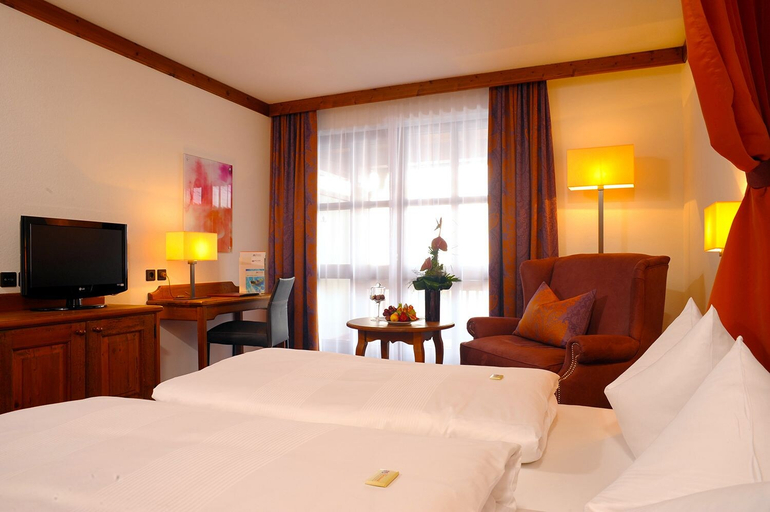 Bedroom 5, Hotel Fürstenhof, Passau