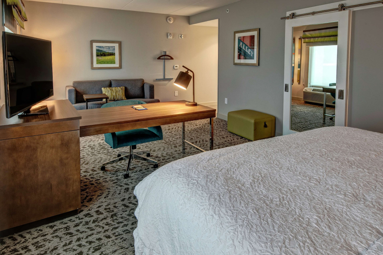 Bedroom 3, Hampton Inn & Suites Nashville/Goodlettsville, Davidson