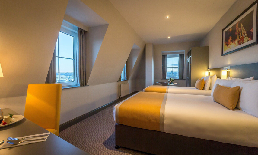 Bedroom 3, Maldron Hotel Shandon Cork