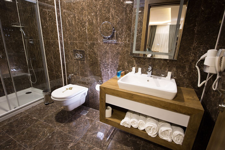 Bathroom 5, White Star Hotel, Merkez