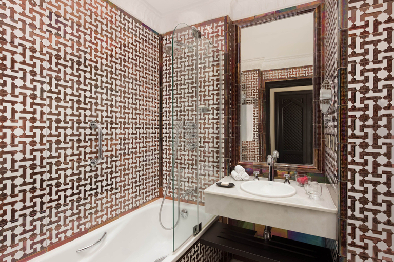 Bathroom 4, Hotel Alfonso Xiii A Luxury Collection Hotel Seville, Sevilla