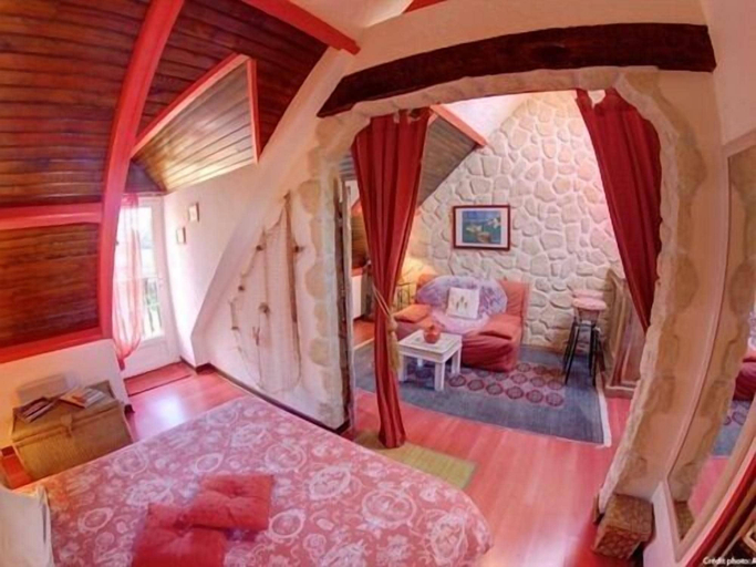 Bedroom 5, Le Manoir des Quatre Saisons, Loire-Atlantique