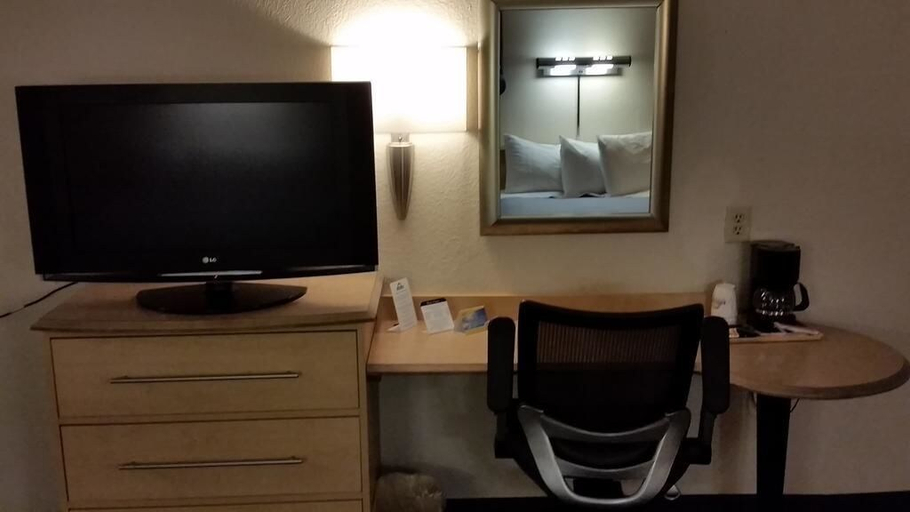 Others 5, Days Inn by Wyndham Buena Park, Orange