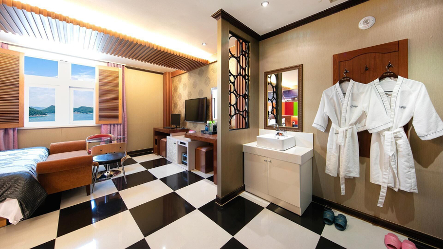 Others 4, Yeosu King Pension Tel, Yeosu