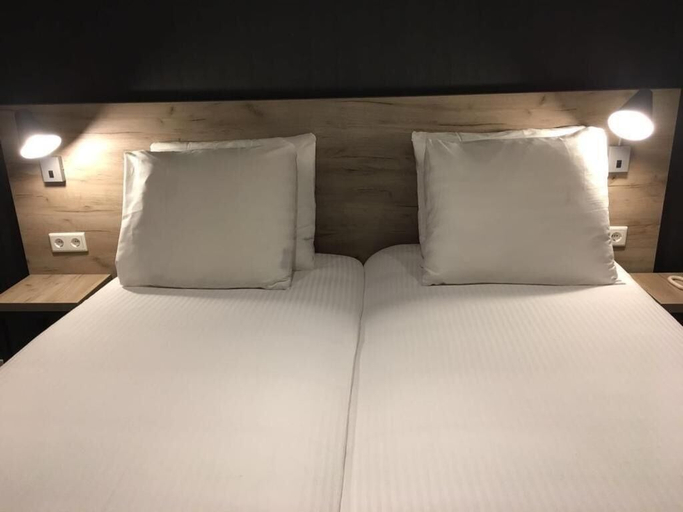 Bedroom 4, Joy Hotel, Amsterdam
