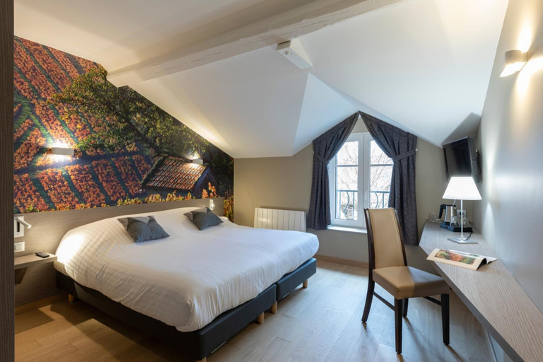 Bedroom 3, Auberge de Clochemerle – Spa & restaurant gastronomique, Rhône