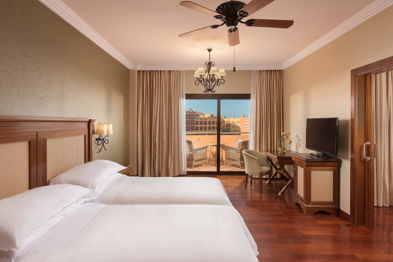 Bedroom 3, Sheraton Fuerteventura Beach, Golf & Spa Resort, Las Palmas