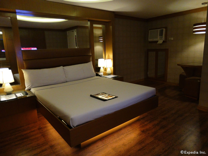 Bedroom 14