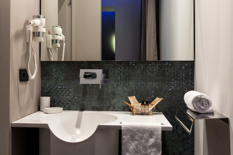 Bathroom 5, Le Camp Suite & SPA, Padua